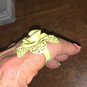 Adjustable Yellow Flower Laquer Metal Hippie Ring Vintage